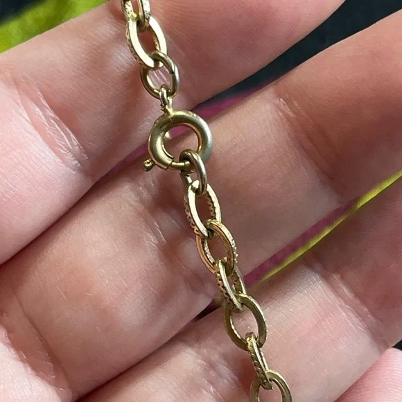 VTG Avon Signed Owl Gold Tone Metal Costume Jewelry Whimsigoth Necklace - Picture 6 of 6